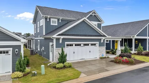 33 Davidson Street Clayton NC 27527
