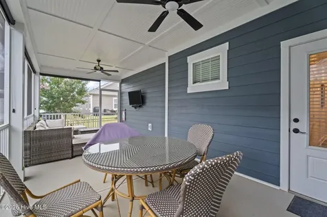 33 Davidson Street Clayton NC 27527