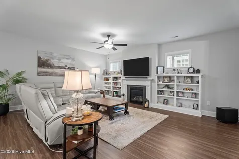 33 Davidson Street Clayton NC 27527
