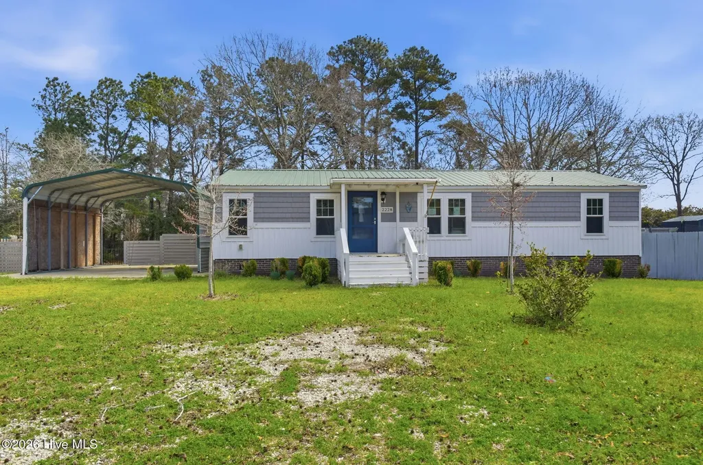 2228 Harbor Ridge Drive SE Bolivia NC 28422