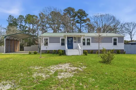 2228 Harbor Ridge Drive SE Bolivia NC 28422