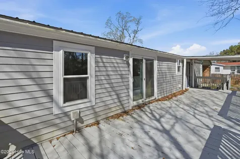 2228 Harbor Ridge Drive SE Bolivia NC 28422