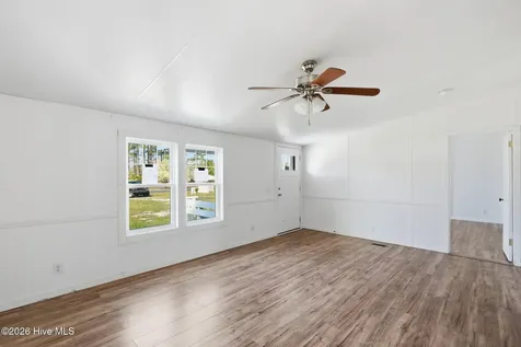 2228 Harbor Ridge Drive SE Bolivia NC 28422