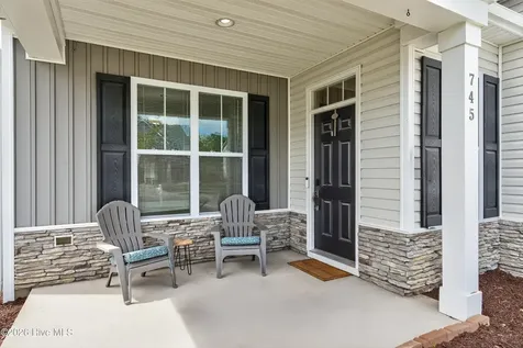 745 Heartwood Drive Winnabow NC 28479