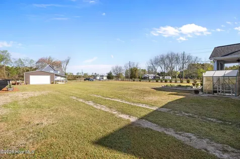 2737 Cox Farm Road Greenville NC 27858