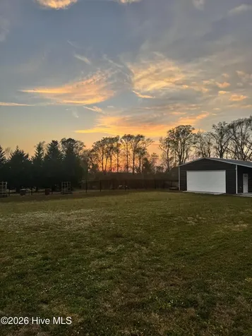 2737 Cox Farm Road Greenville NC 27858