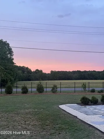 2737 Cox Farm Road Greenville NC 27858
