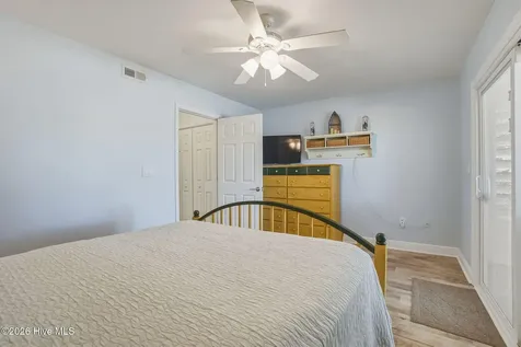 7 Bermuda Greens Pine Knoll Shores NC 28512