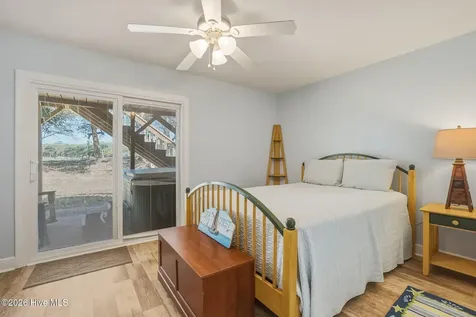 7 Bermuda Greens Pine Knoll Shores NC 28512