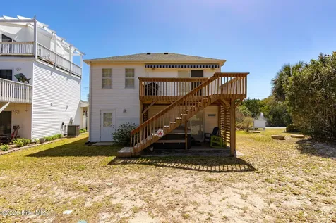 7 Bermuda Greens Pine Knoll Shores NC 28512