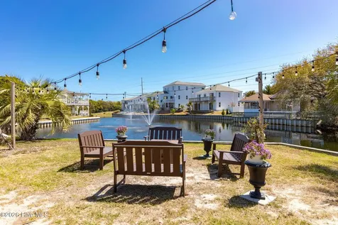 7 Bermuda Greens Pine Knoll Shores NC 28512