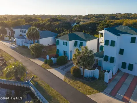 7 Bermuda Greens Pine Knoll Shores NC 28512