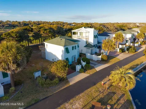 7 Bermuda Greens Pine Knoll Shores NC 28512