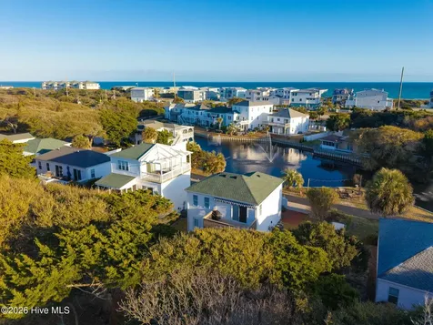 7 Bermuda Greens Pine Knoll Shores NC 28512