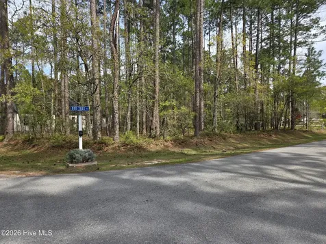 901 Bee Tree Court New Bern NC 28560