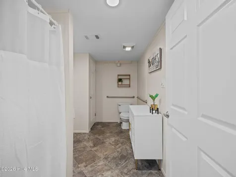 111 Woodpecker Road Holly Ridge NC 28445
