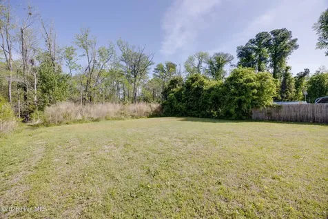 322 River Road Washington NC 27889