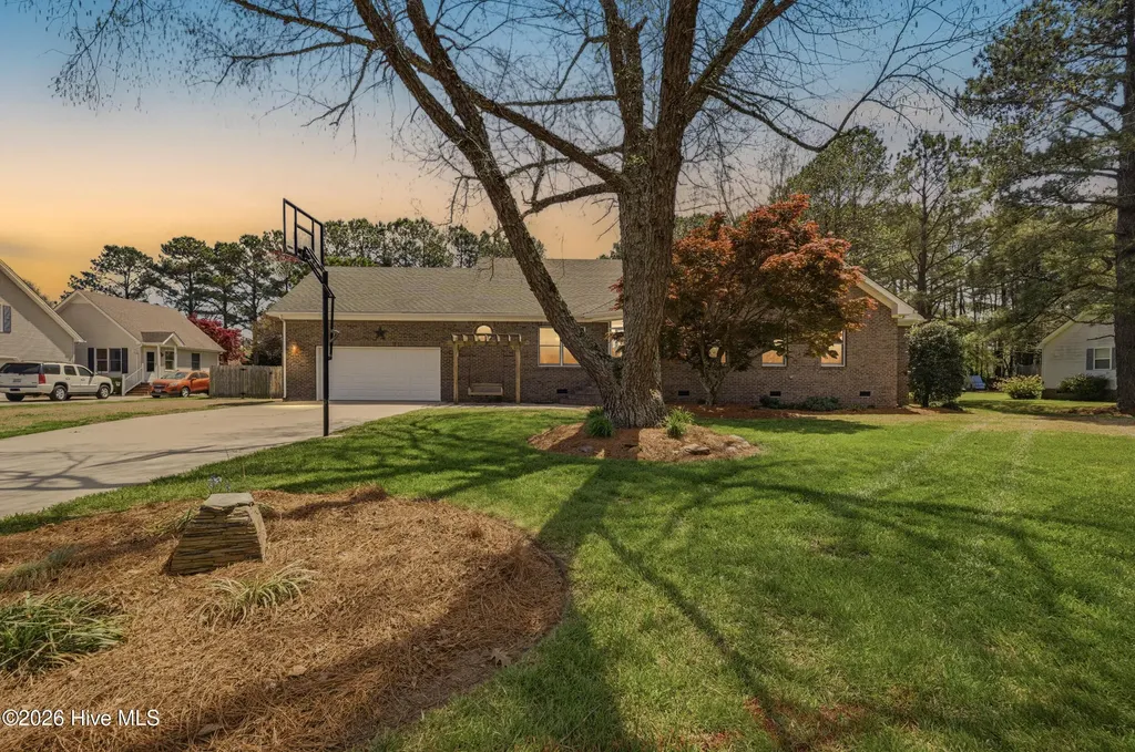 147 N Point Boulevard Moyock NC 27958
