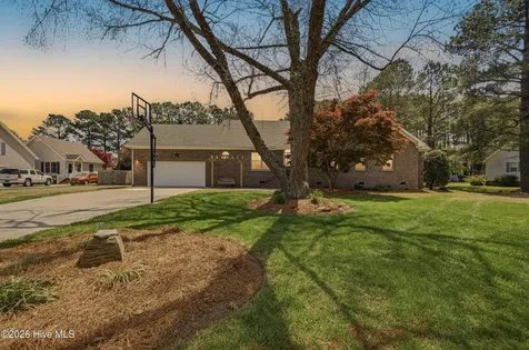 147 N Point Boulevard Moyock NC 27958