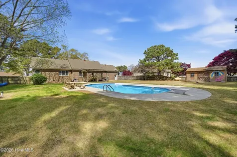 147 N Point Boulevard Moyock NC 27958