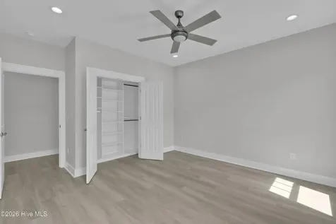 228 NE 38th Street Oak Island NC 28465
