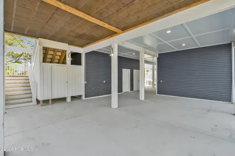 228 NE 38th Street Oak Island NC 28465