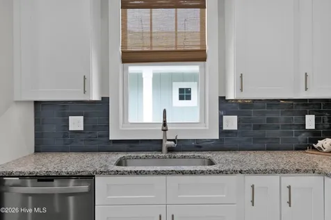 228 NE 38th Street Oak Island NC 28465