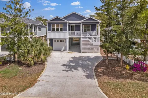 228 NE 38th Street Oak Island NC 28465