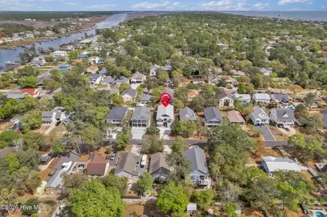 228 NE 38th Street Oak Island NC 28465