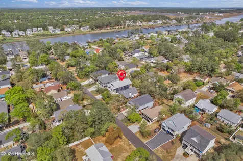 228 NE 38th Street Oak Island NC 28465