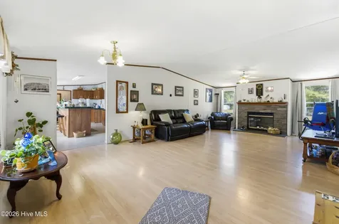 275 Folkstone Road Holly Ridge NC 28445