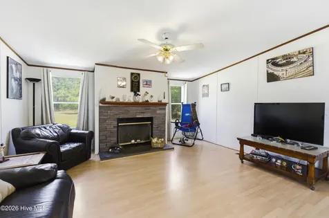 275 Folkstone Road Holly Ridge NC 28445