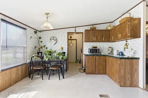 275 Folkstone Road Holly Ridge NC 28445