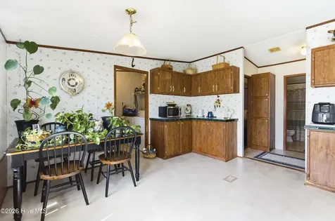 275 Folkstone Road Holly Ridge NC 28445