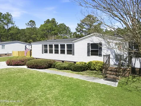 275 Folkstone Road Holly Ridge NC 28445