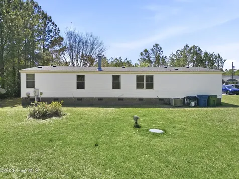 275 Folkstone Road Holly Ridge NC 28445