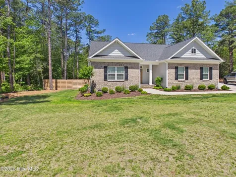 409 Piney Oak Drive Carthage NC 28327