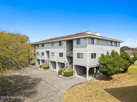 31 Foxfire Trace Caswell Beach NC 28465
