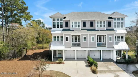 7697 Dunewalk Court Wilmington NC 28409