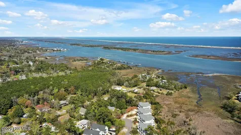 7697 Dunewalk Court Wilmington NC 28409