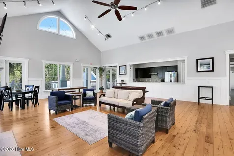 7697 Dunewalk Court Wilmington NC 28409
