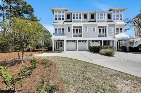 7697 Dunewalk Court Wilmington NC 28409