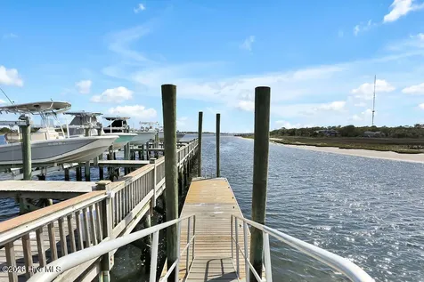 7697 Dunewalk Court Wilmington NC 28409