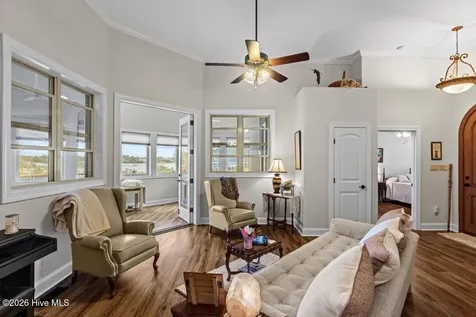 113 Harold Avenue Swansboro NC 28584