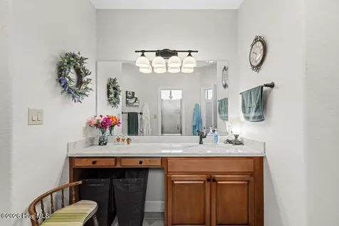 113 Harold Avenue Swansboro NC 28584