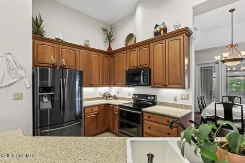113 Harold Avenue Swansboro NC 28584