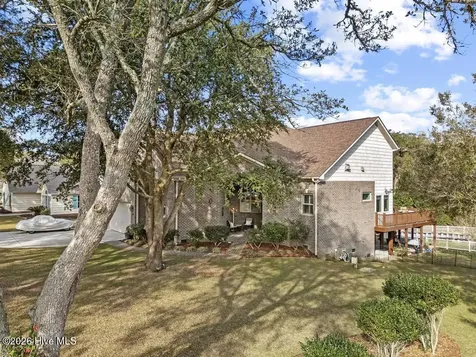 113 Harold Avenue Swansboro NC 28584