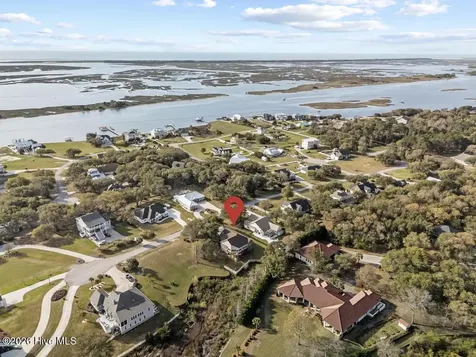 113 Harold Avenue Swansboro NC 28584
