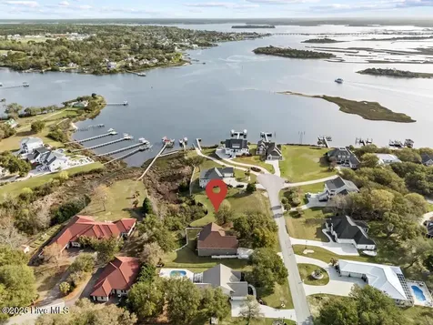 113 Harold Avenue Swansboro NC 28584