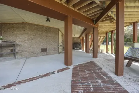 113 Harold Avenue Swansboro NC 28584